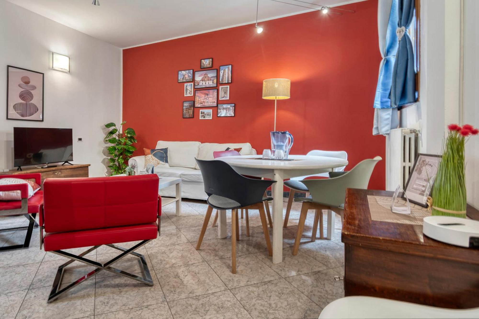 Cozy Apartment In The Heart Of Bologna Buitenkant foto