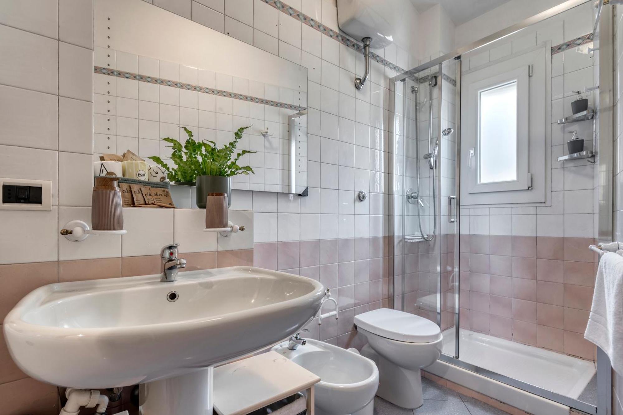 Cozy Apartment In The Heart Of Bologna Buitenkant foto